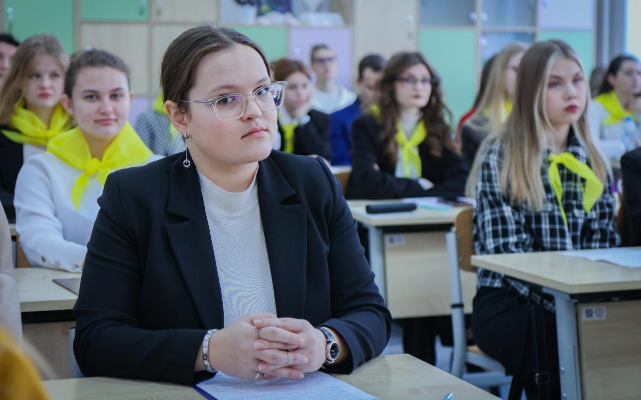 ФОТО к новости: Наставничество, которое приносит результаты: работы учёных НГПУ отмечены на всероссийском конкурсе