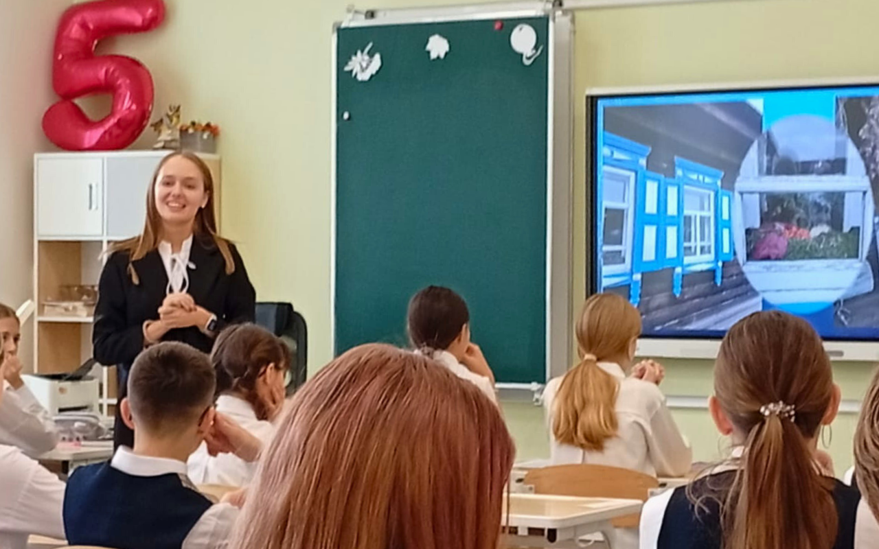 ФОТО к новости: В Кольцово прошла IV Региональная методическая площадка «Урок литературы: классика и современность»