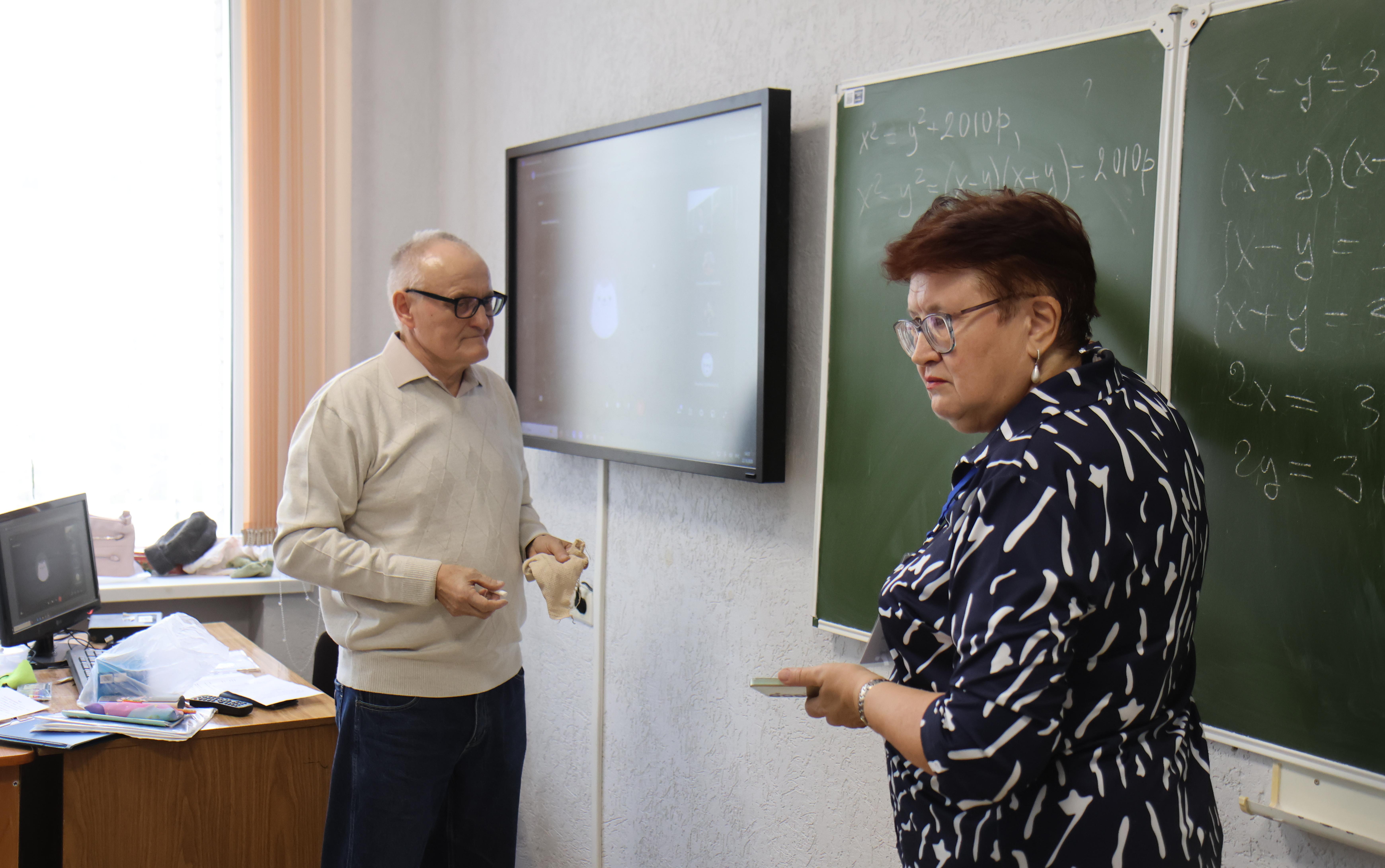ФОТО к новости: Перспективы развития естественно-научного и математического образования обсуждают в НГПУ