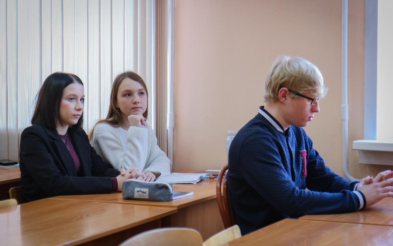 ФОТО к новости: «Традиционные ценности – основа российского общества и государства»: в НГПУ продолжается просветительский проект Новосибирской православной духовной семинарии