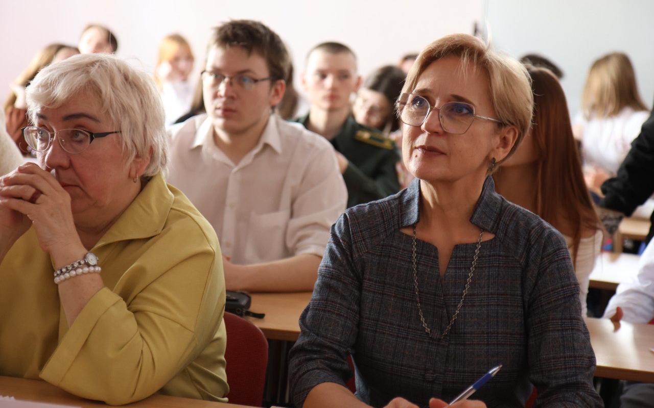 ФОТО к новости: В НГПУ прошла юбилейная X Международная конференция, посвящённая социальным и культурным практикам современности