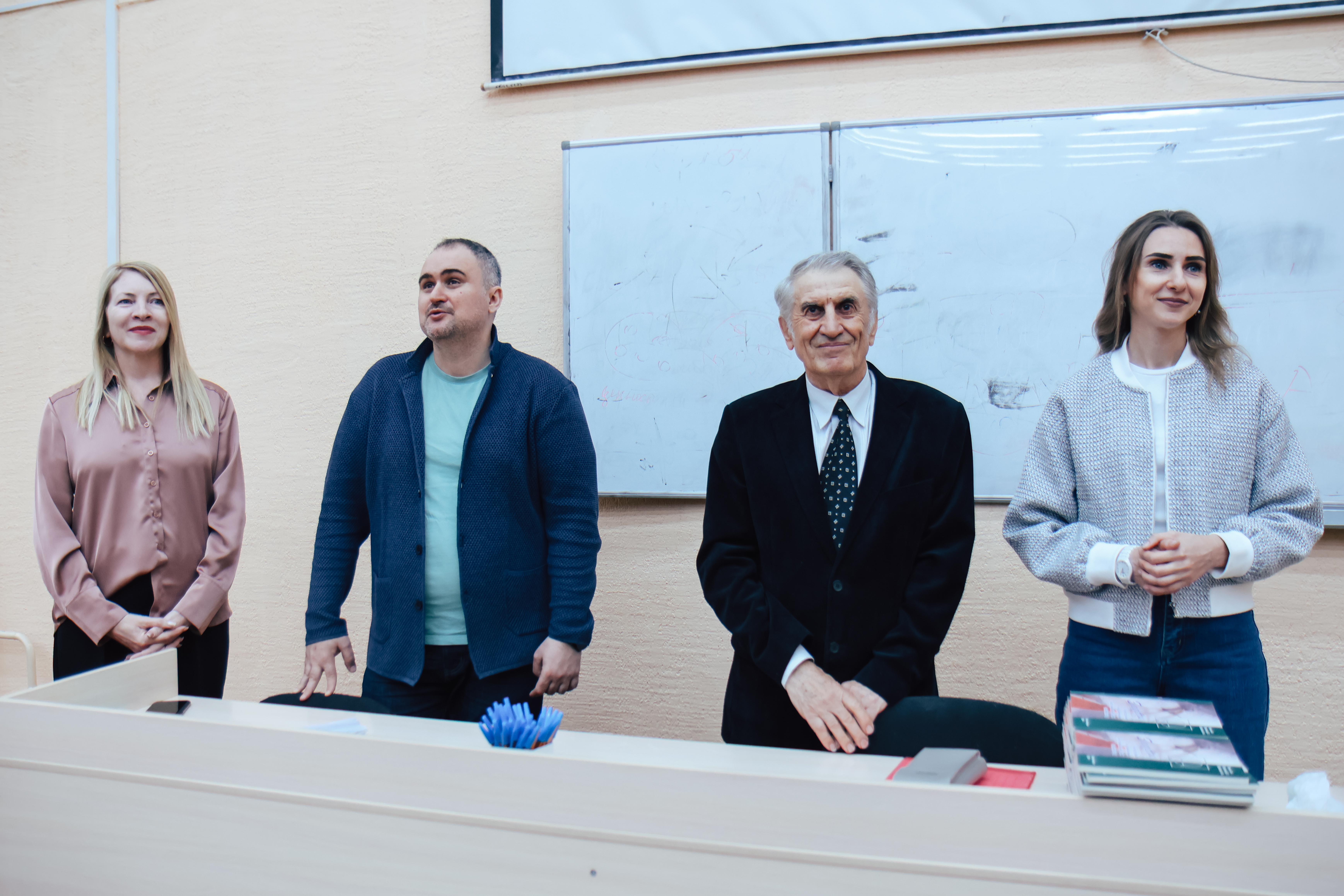 ФОТО к новости: В НГПУ прошла Межвузовская студенческая олимпиада по математике для нематематических специальностей