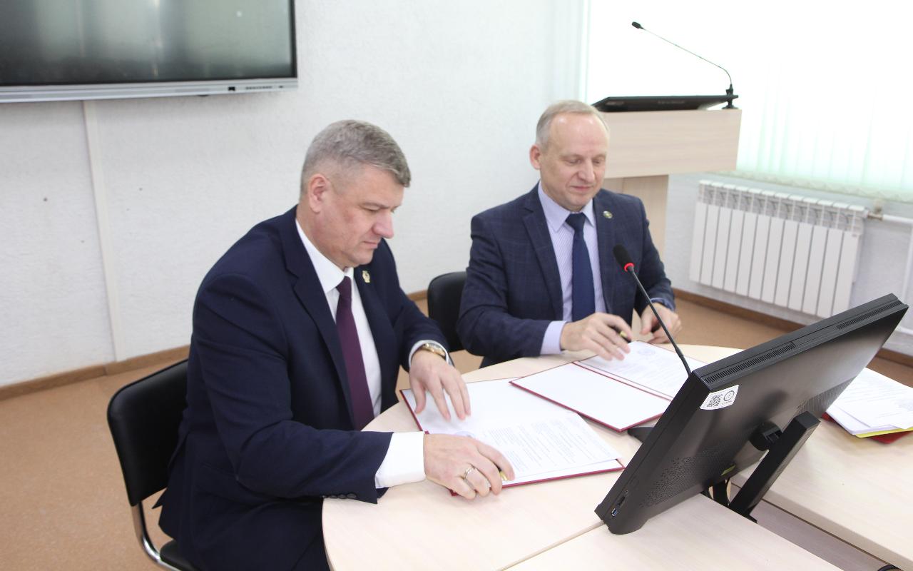 ФОТО к новости: Карасукский район ждёт молодых педагогов!