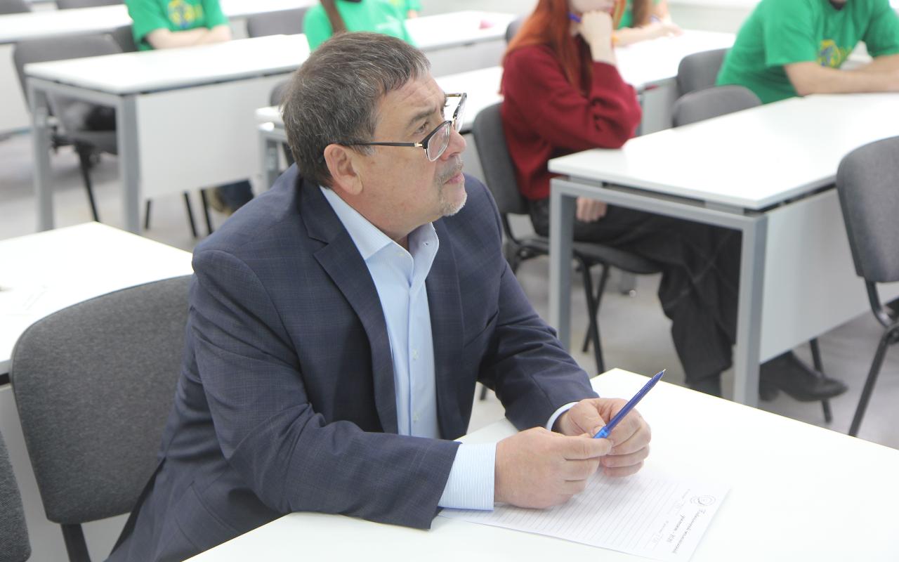 ФОТО к новости: В ИЕСЭН НГПУ состоялся Байкальский экологический диктант