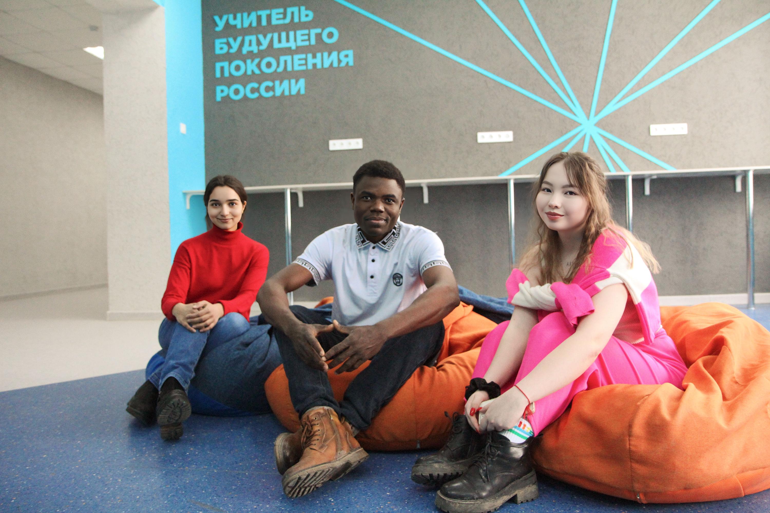 ФОТО к новости: В Китае будет создан Центр открытого образования на русском языке