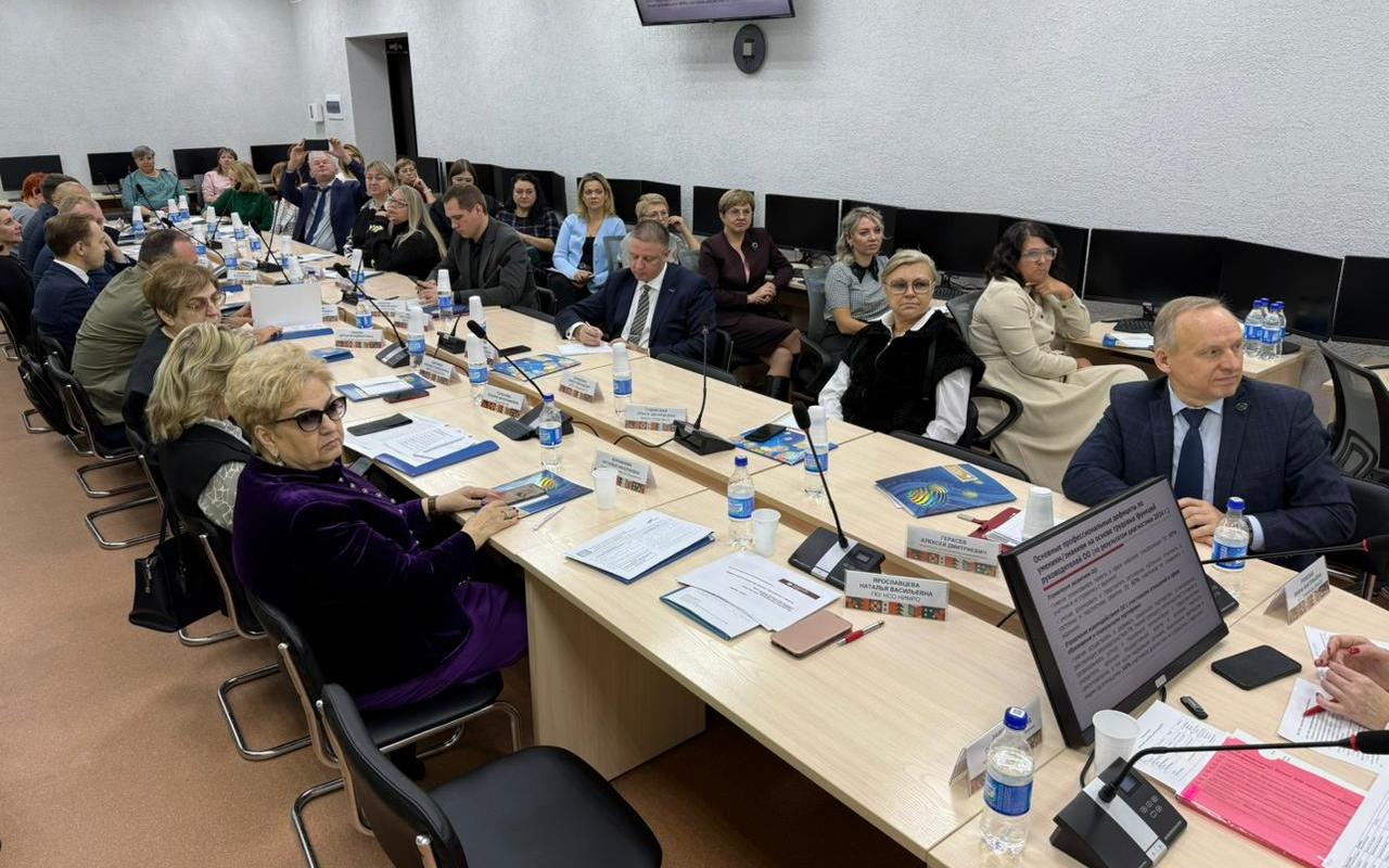 ФОТО к новости: Дневник ПедСибири: на базе НГПУ создается Клуб директоров образовательных организаций