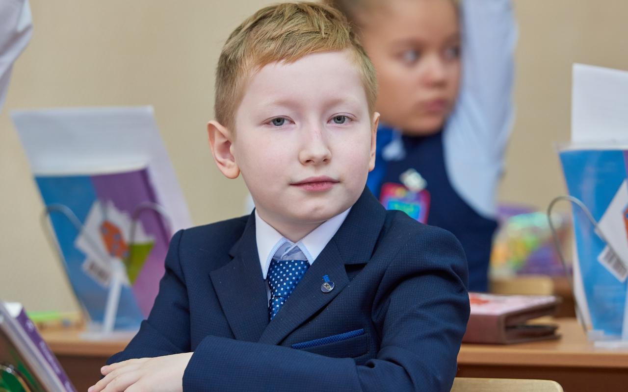 ФОТО к новости: Минпросвещения РФ не утверждало единую школьную форму