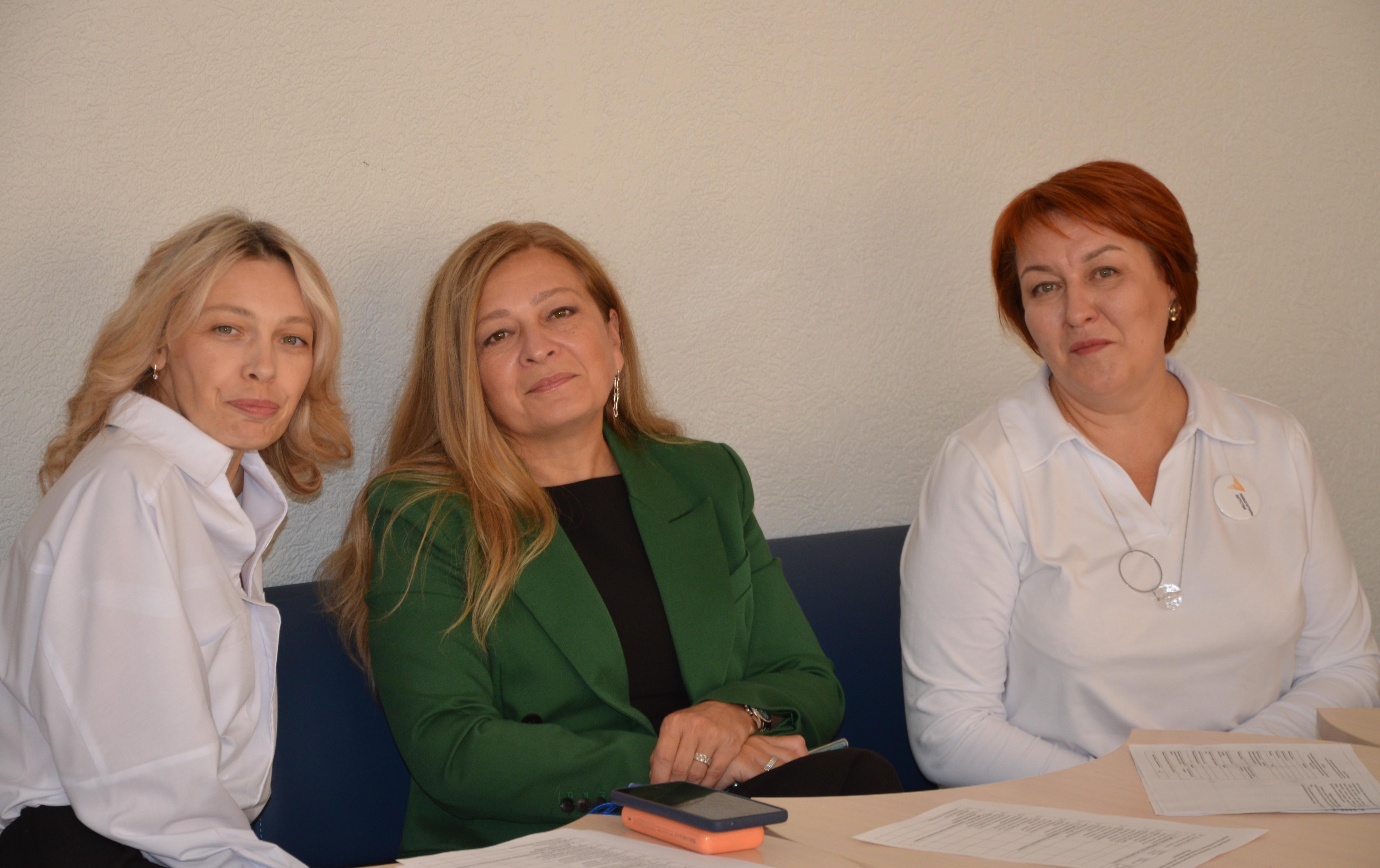 ФОТО к новости: Более сорока советников по воспитанию посетили экспертную мастерскую в ИНО НГПУ 