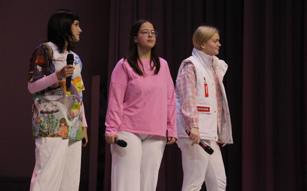 ФОТО к новости: В НГПУ прошёл фестиваль Молодёжной лиги КВН – 2025