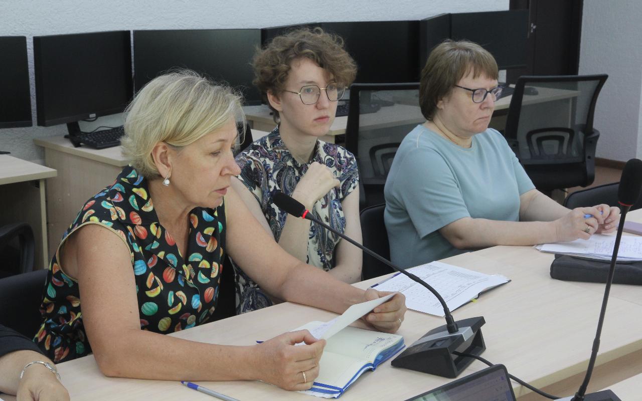 ФОТО к новости: В НГПУ состоялся основной этап зачисления на бакалавриат и специалитет