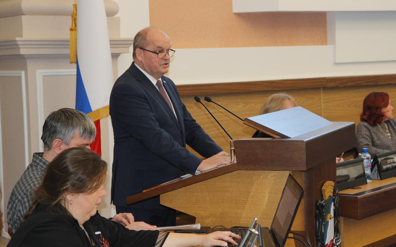 ФОТО к новости: Сергей Александрович Нелюбов: «2025 год стал прорывным для НГПУ по количеству заключенных договоров на целевое обучение»