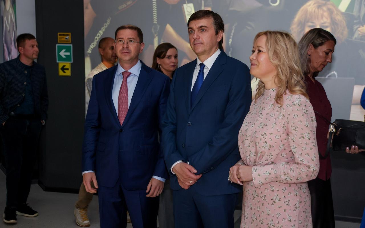 ФОТО к новости: Сергей Кравцов: «Президент поддержал предложения о дополнительной поддержке педагогов»