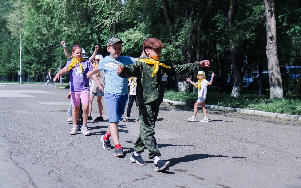 ФОТО к новости: Код «Красный-желтый-зеленый»: как за лето вырастить из ребенка эксперта по личной безопасности