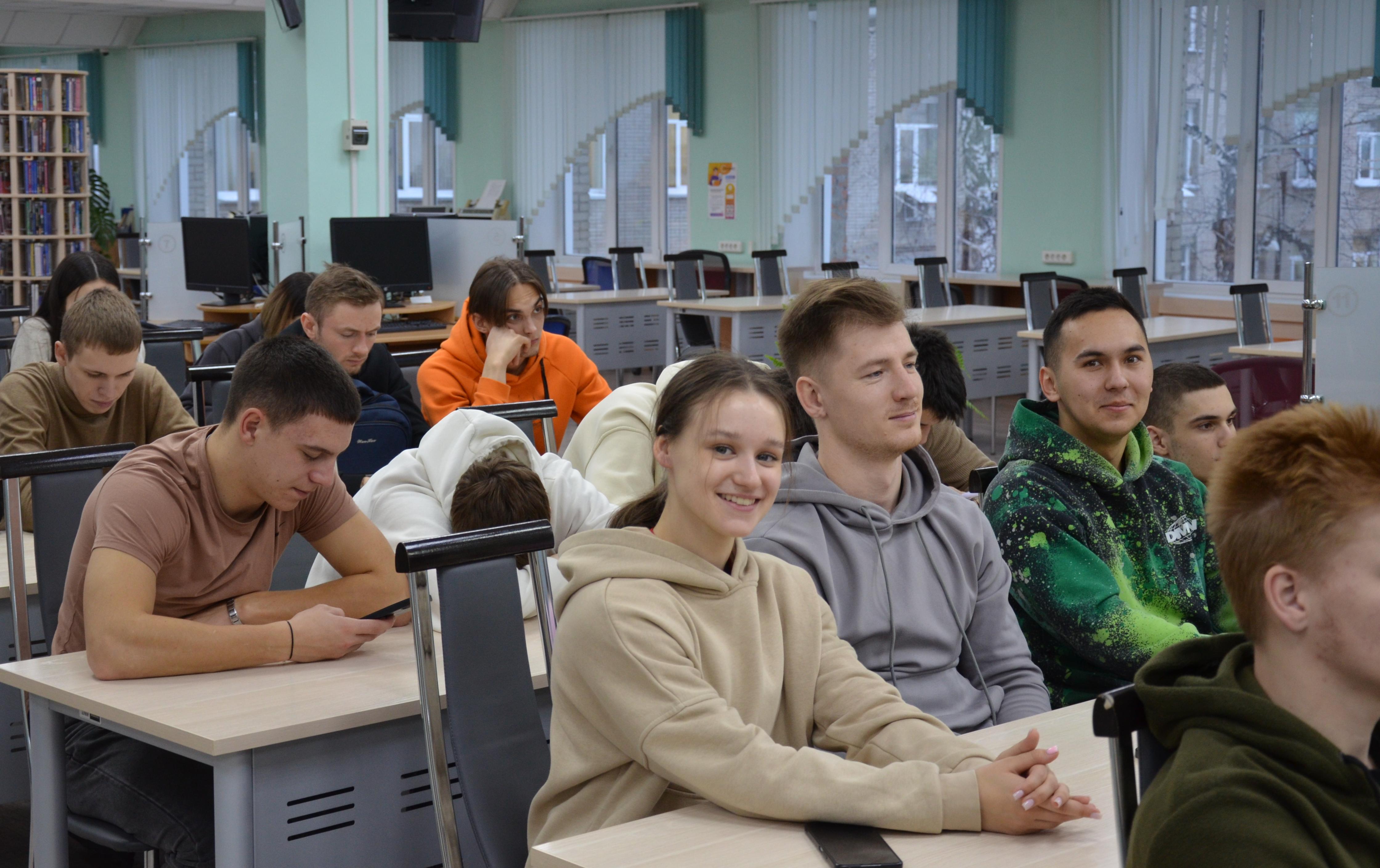 ФОТО к новости: НГПУ возглавил локальный рейтинг вузов Сибирского федерального округа по версии агентства RAEX 