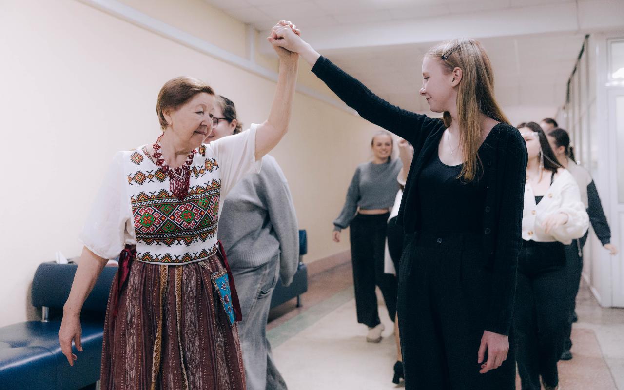 ФОТО к новости: Многонациональная Россия — моя Родина: в Институте детства НГПУ прошёл праздник единства народов