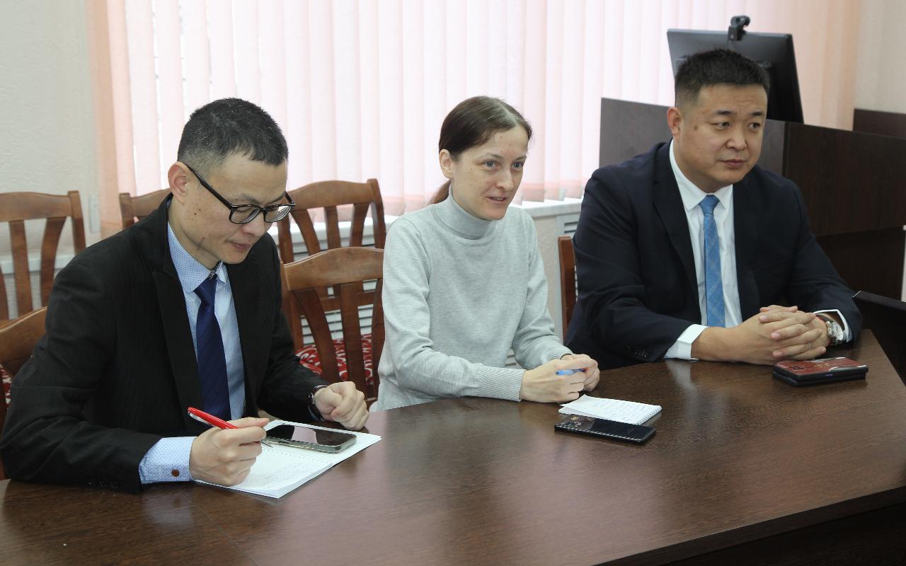 ФОТО к новости: НГПУ и КНР: открываются новые горизонты сотрудничества