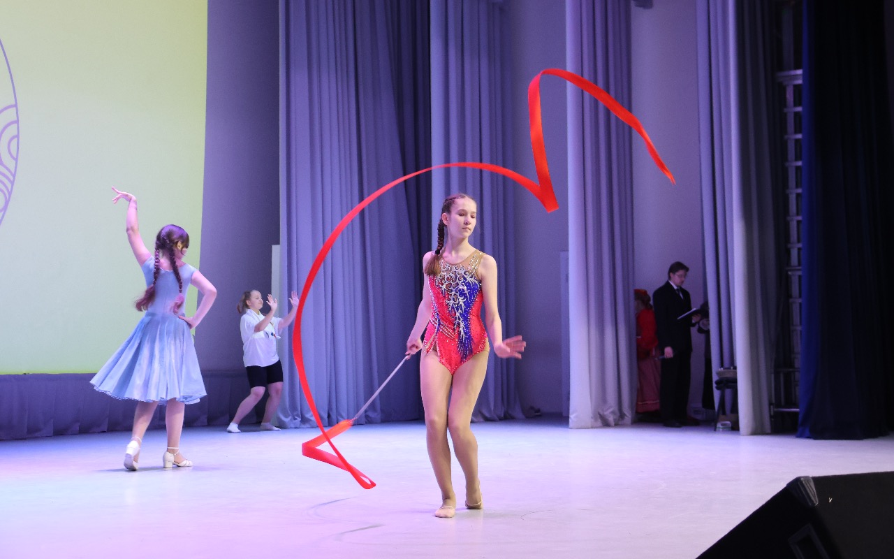 ФОТО к новости: В ИИГСО НГПУ прошёл Международный фестиваль восточных культур «Праздник весны: с Востока на Запад»