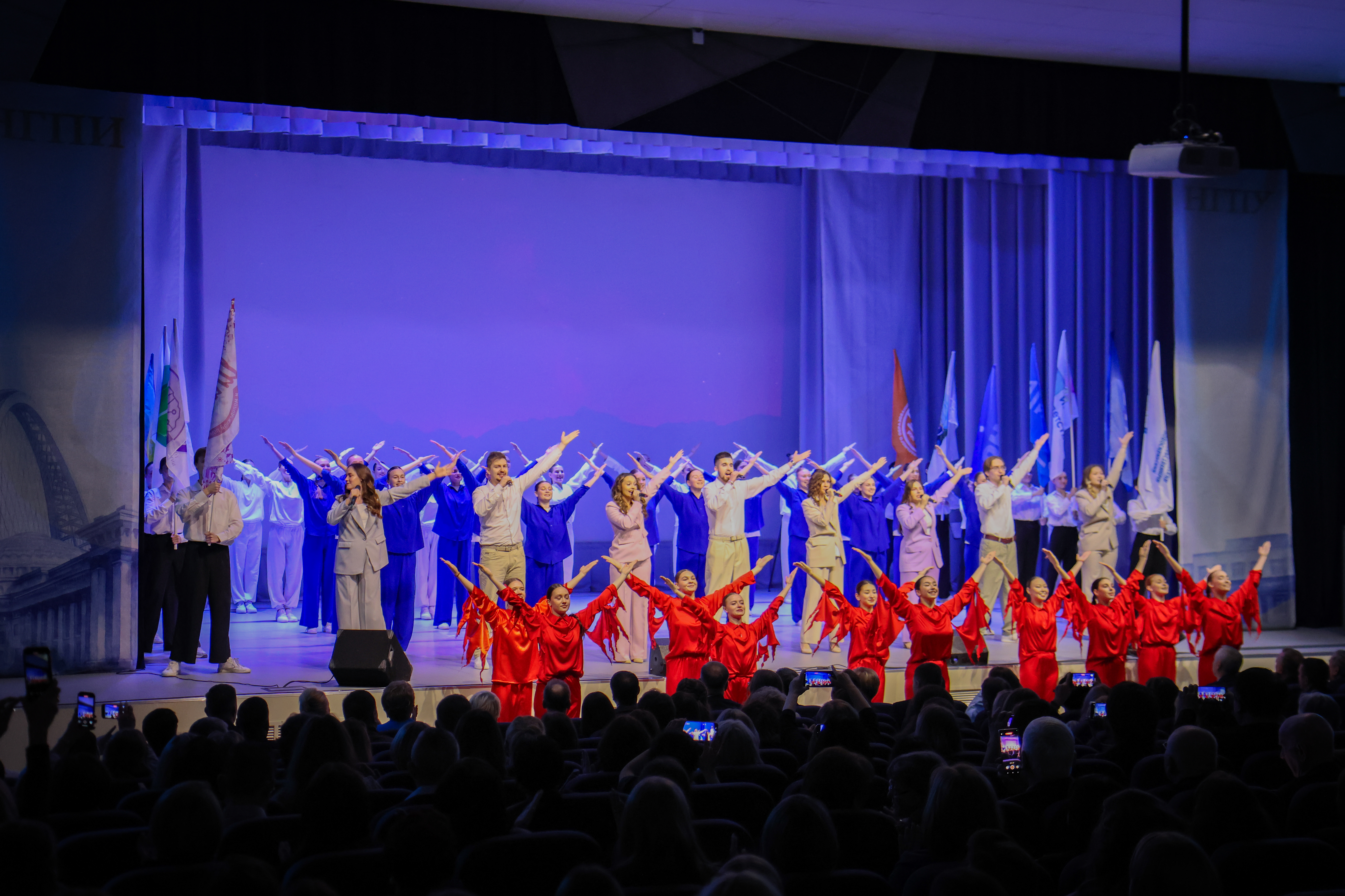 ФОТО к новости: И.о. ректора НГПУ Сергей Александрович Нелюбов: «Формула успеха НГПУ – люди, традиции, инновации»