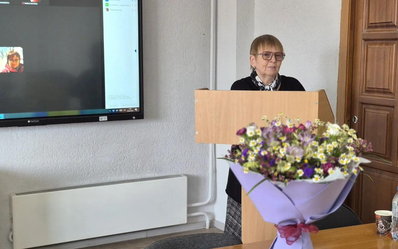 ФОТО к новости: Памяти профессора: в НГПУ провели «Восьмые Чумаковские чтения»