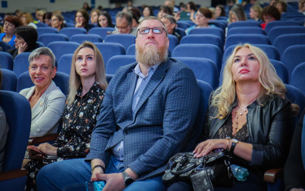 ФОТО к новости: Подготовка кадров для системы образования региона и эффективное развитие научной деятельности: Сергей Александрович Нелюбов поставил задачи на 2025/26 учебный год