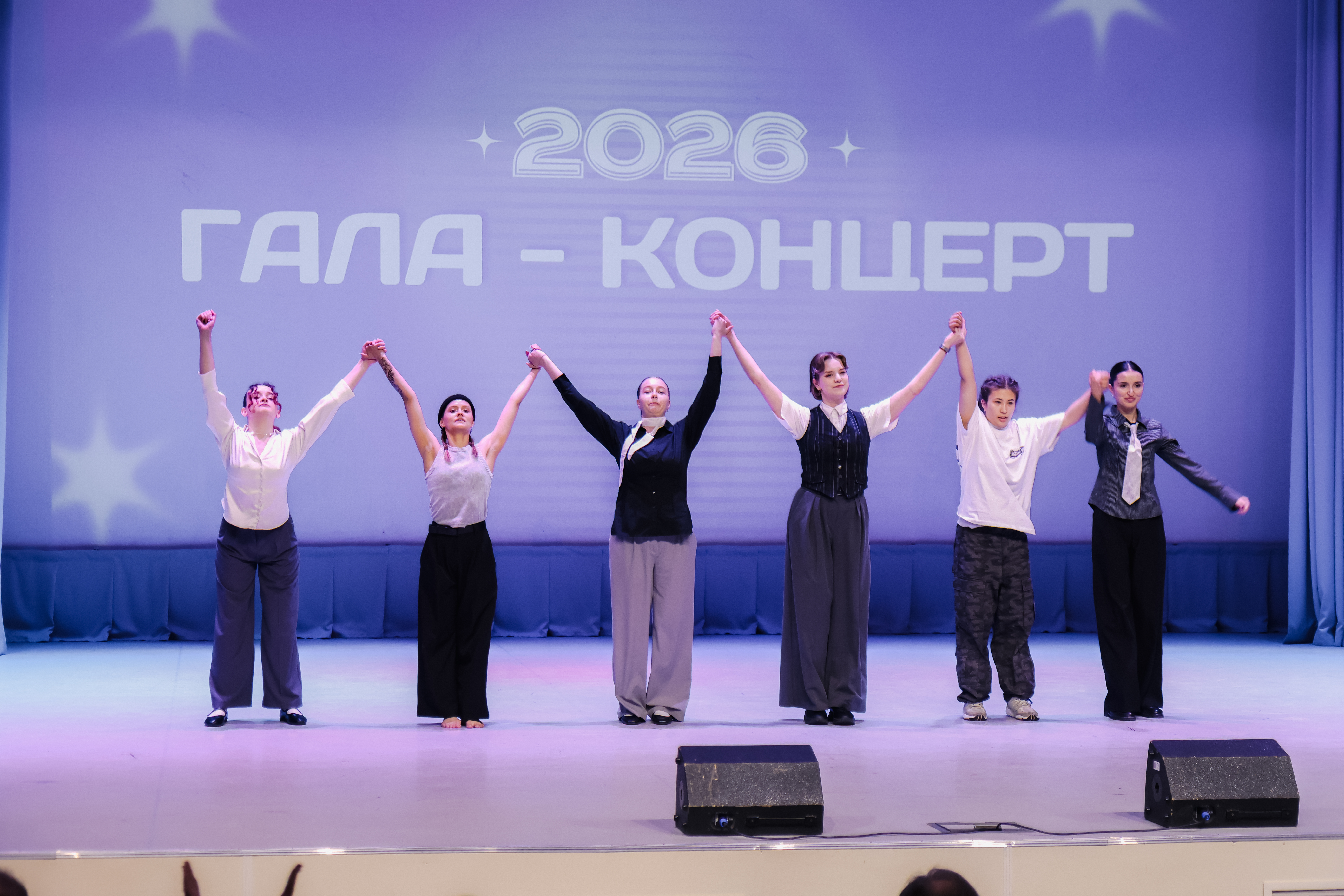 ФОТО к новости: В НГПУ прошел творческий гала-концерт и вручение Кубка творчества студентов