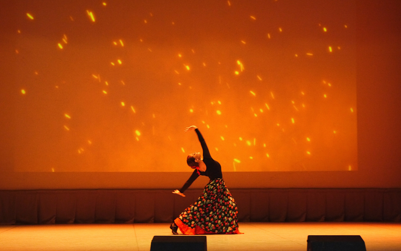 ФОТО к новости: Студенческая весна: как зажигаются новые звёзды НГПУ 