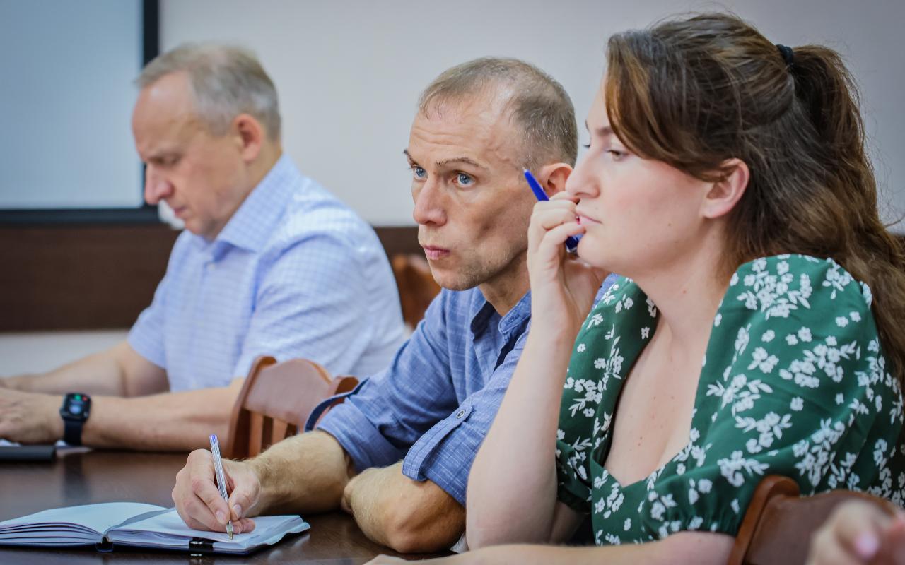ФОТО к новости: В НГПУ обсудили ход комплексного обновления инфраструктуры университета