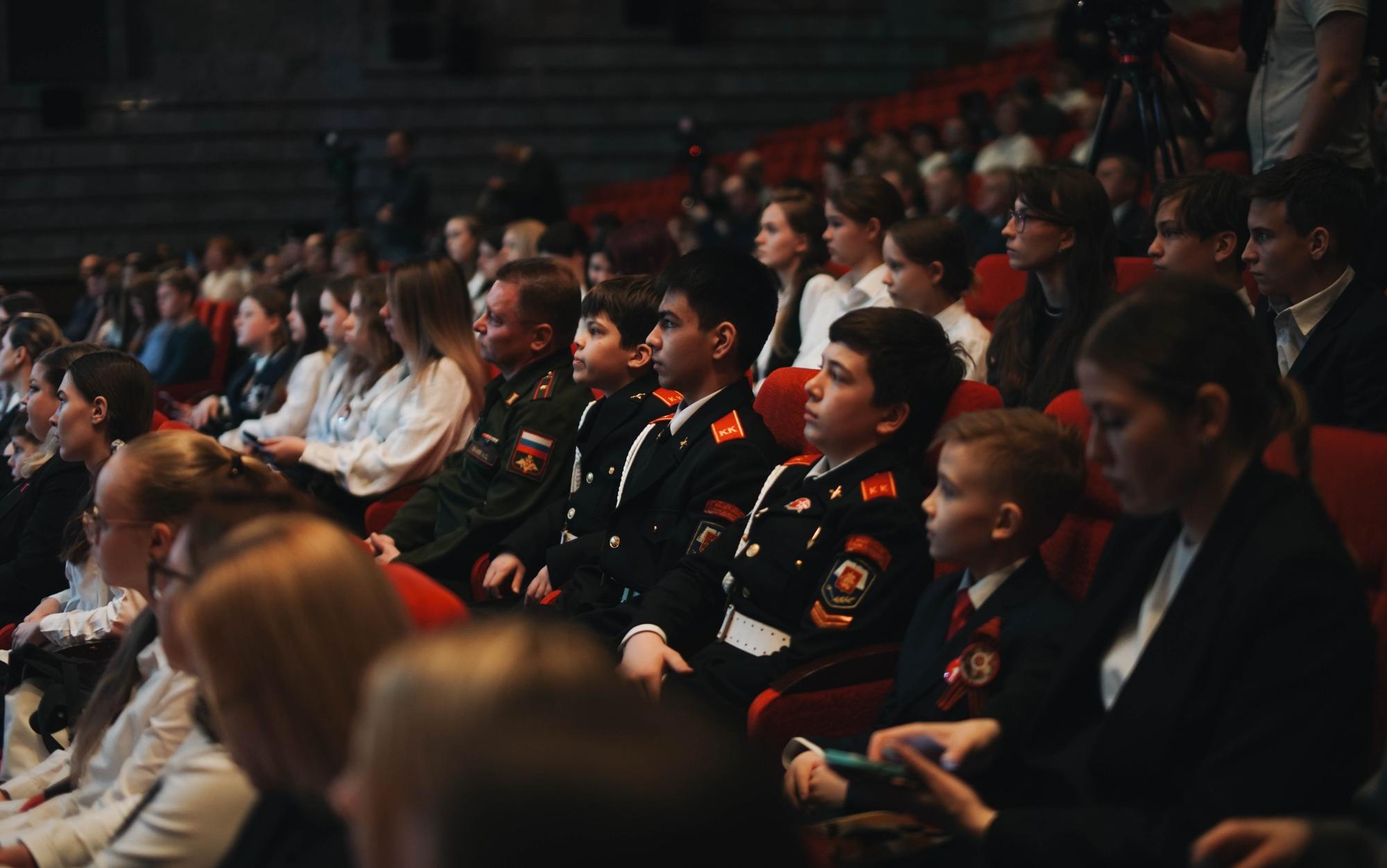 ФОТО к новости: Всероссийская молодежная акция «Наши семейные книги памяти» пройдет во всех регионах России и в 11 зарубежных государствах