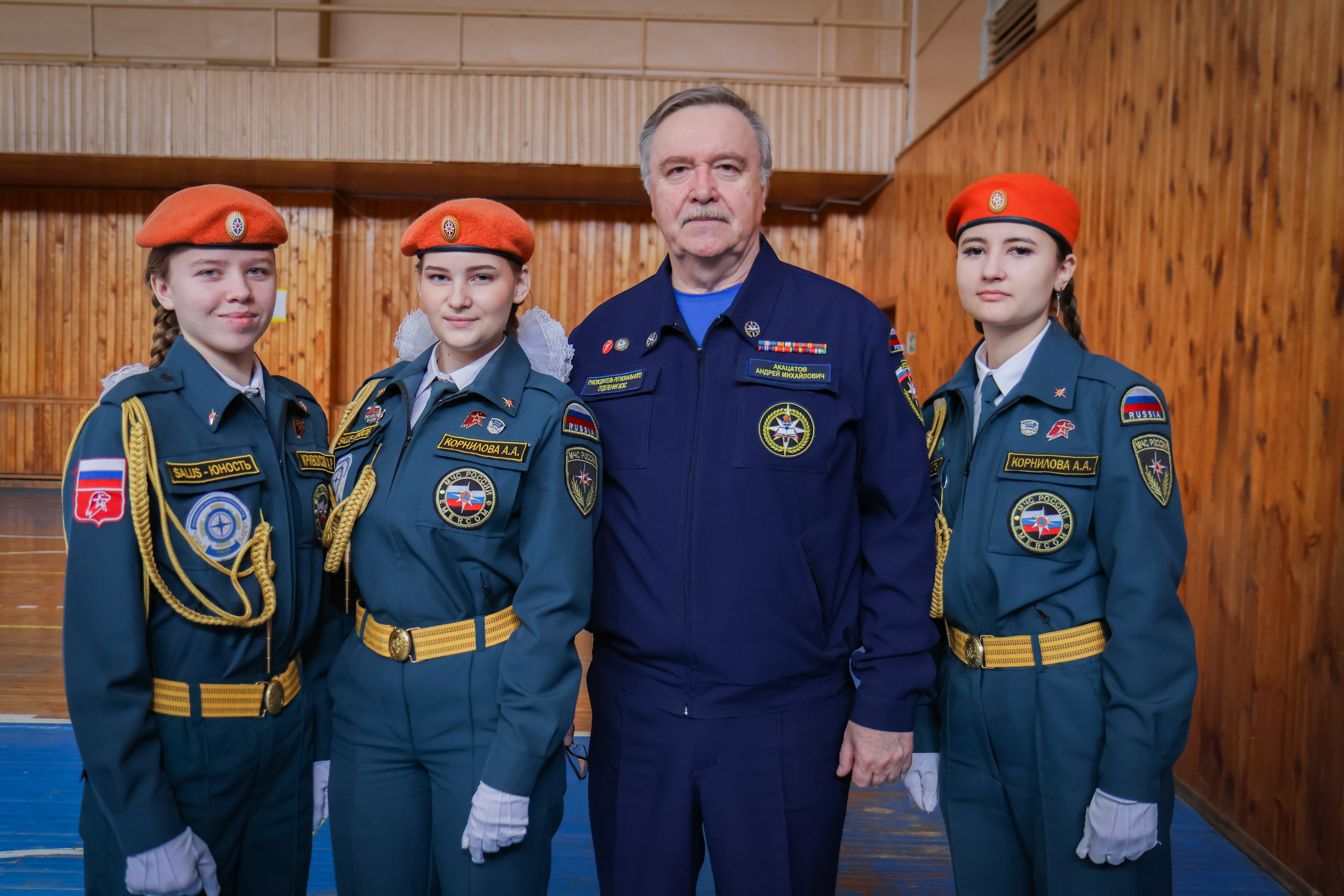 ФОТО к новости: В НГПУ отметили 25-летие Всероссийского студенческого корпуса спасателей