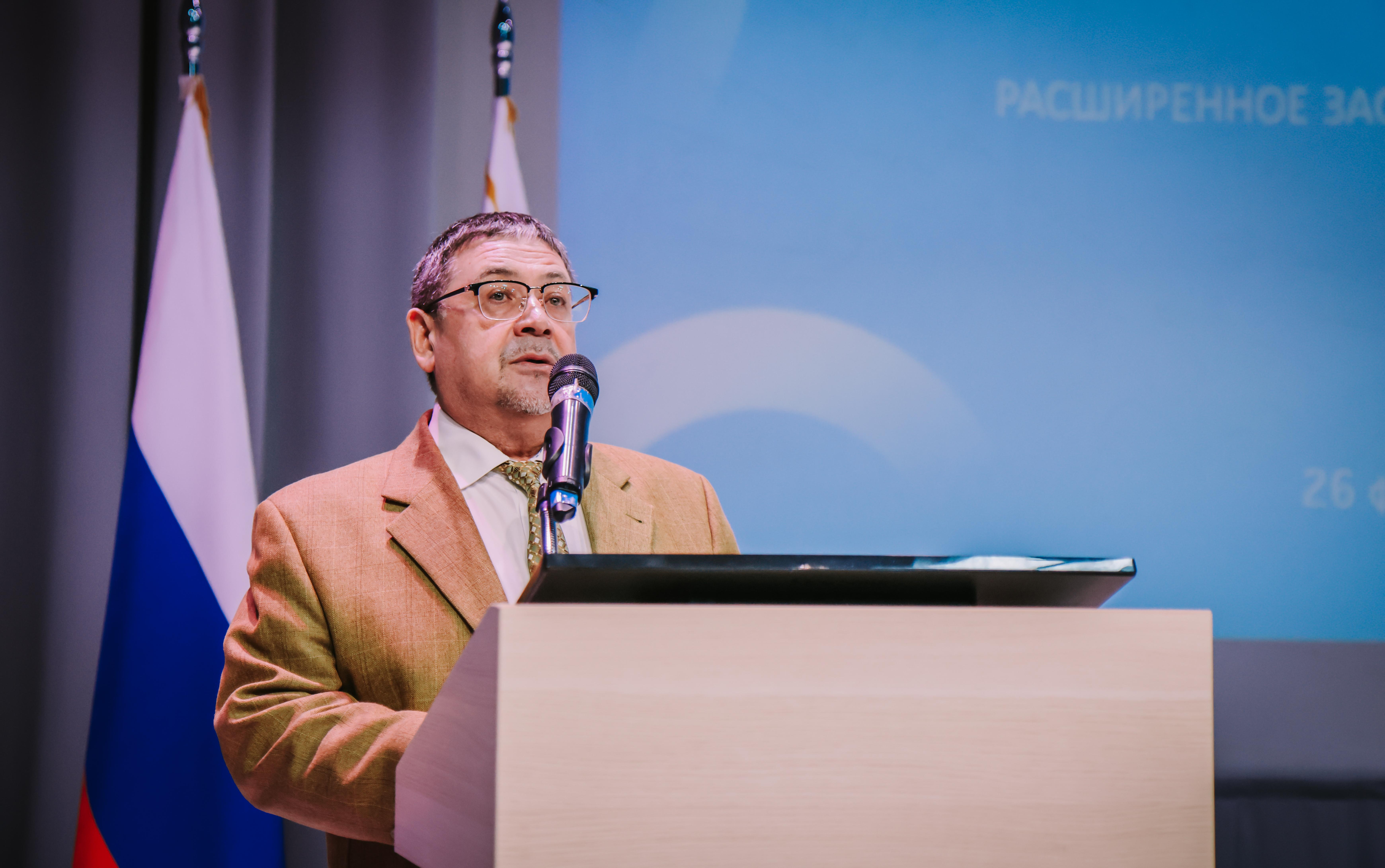 ФОТО к новости: Вектор для дальнейшей работы задан: обсуждение доклада и.о. ректора Сергея Александровича Нелюбова 