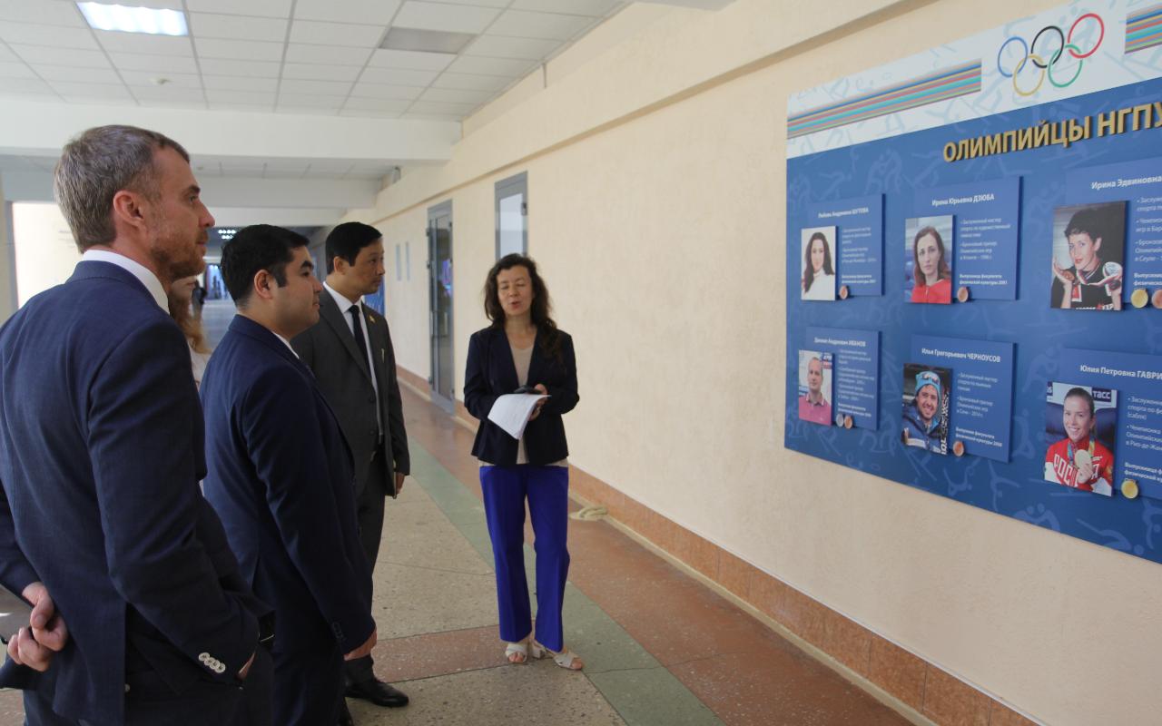 ФОТО к новости: НГПУ и Мьянма: начало сотрудничеству положено