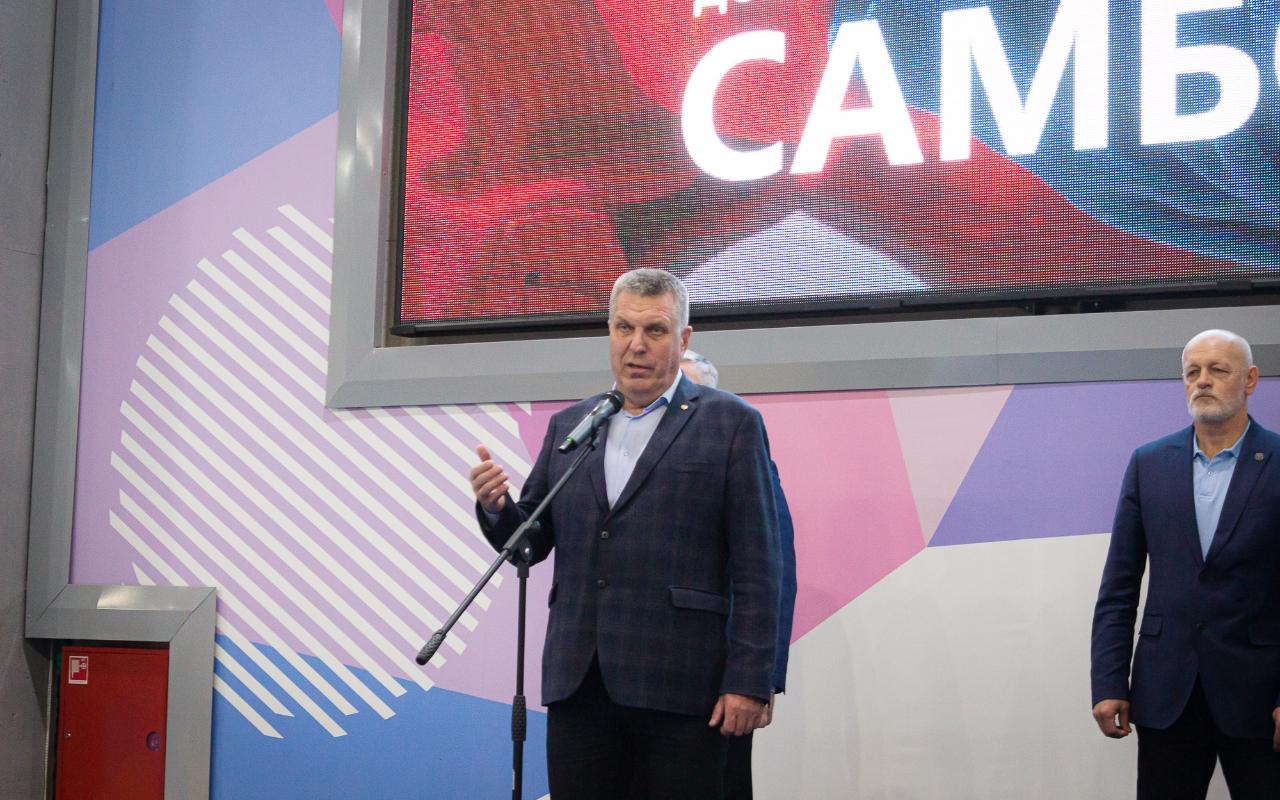 ФОТО к новости: Китайских студентов-стажёров НГПУ приняли в новосибирскую семью самбо