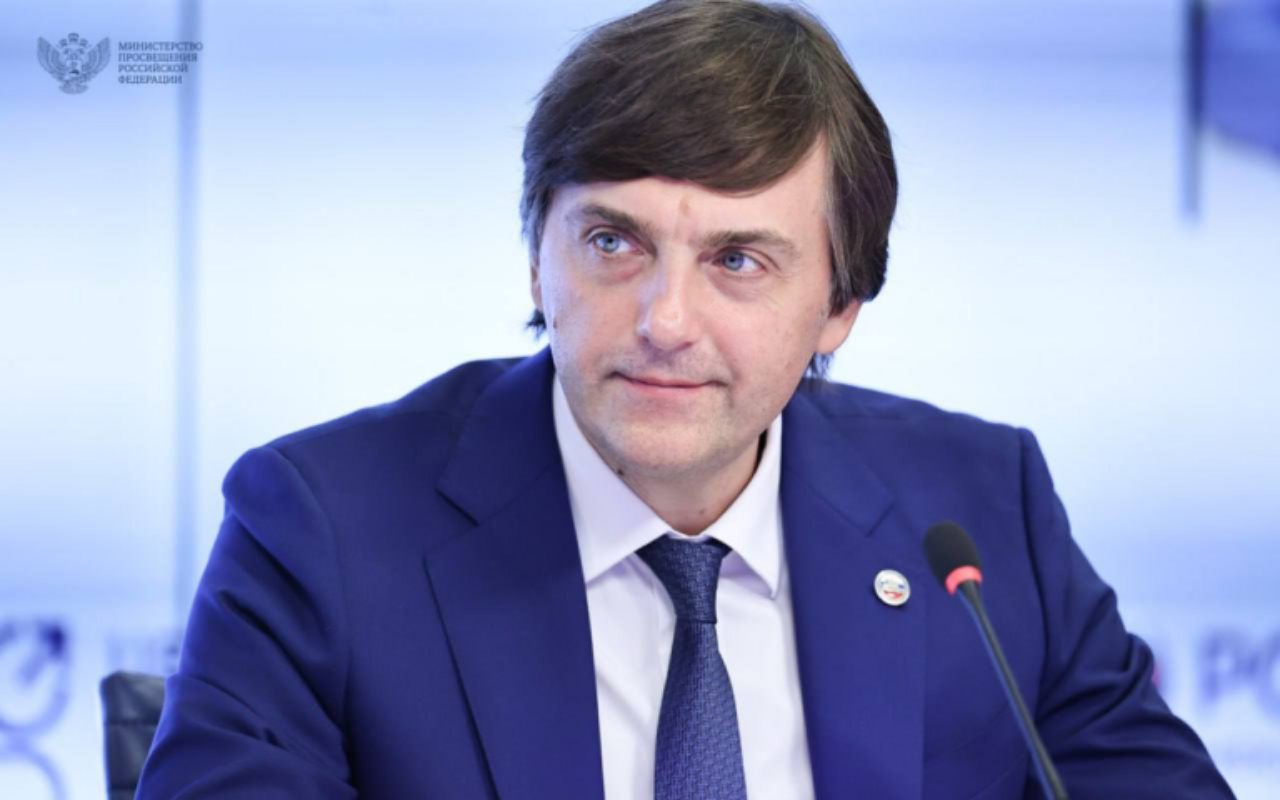 ФОТО к новости: Министр просвещения Сергей Кравцов поздравил с днем рождения ректора НГПУ Сергея Нелюбова
