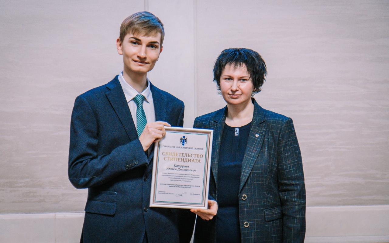 ФОТО к новости: Студенты НГПУ – стипендиаты Губернатора и Правительства Новосибирской области