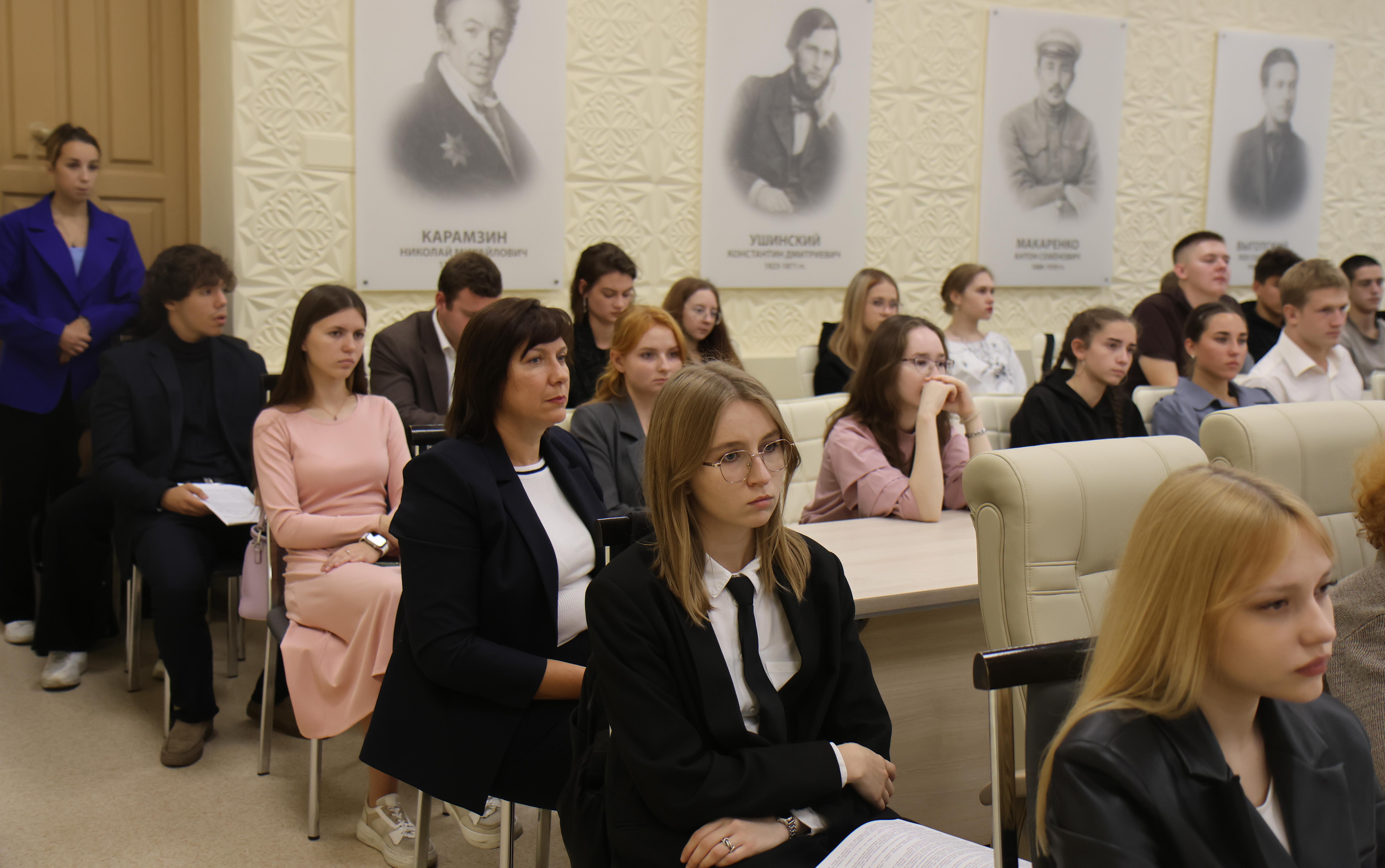 ФОТО к новости: Сергей Александрович Нелюбов: «Духовные истоки отечественной культуры начинаются с Учителя»