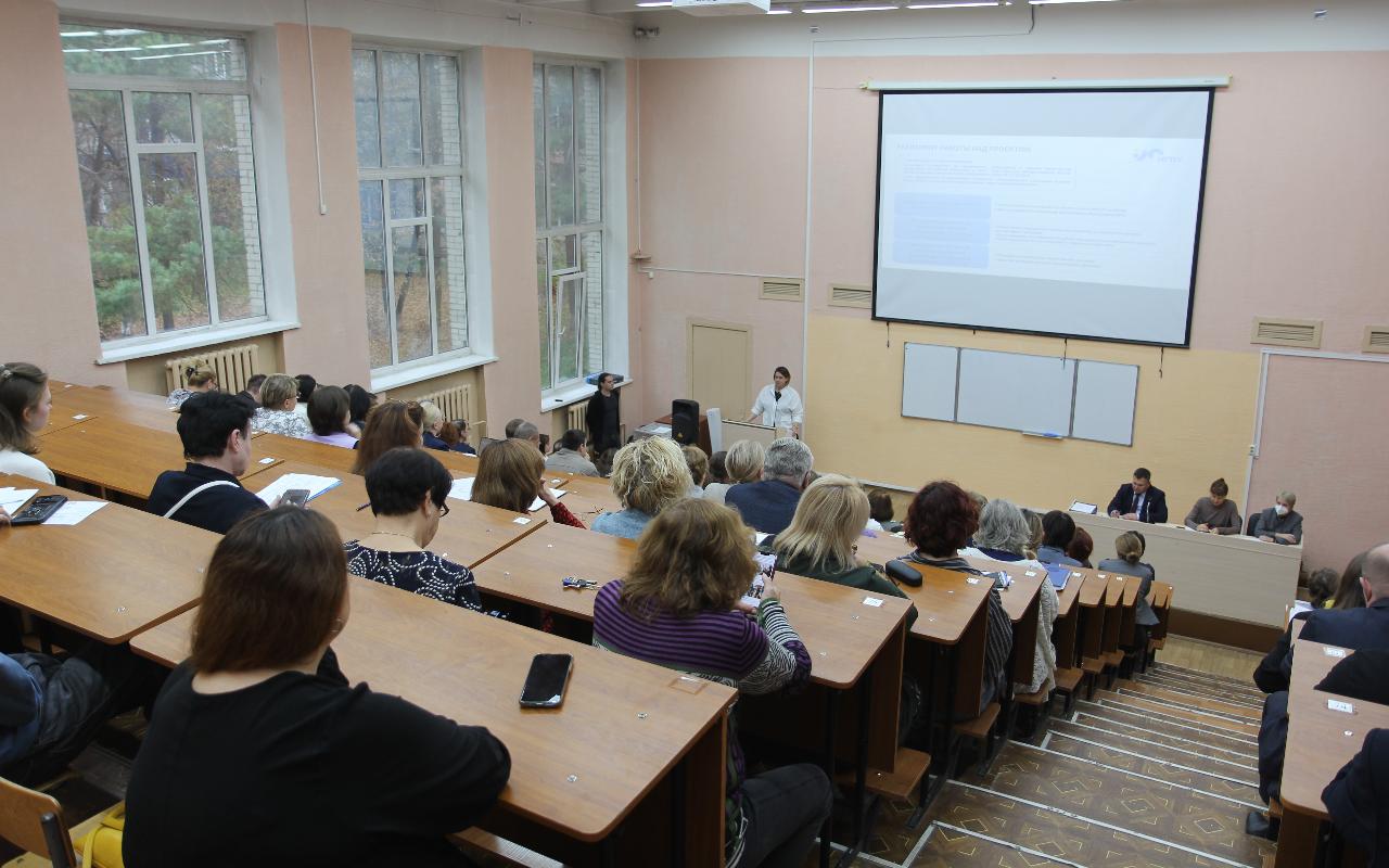ФОТО к новости: Ключевая задача – улучшение условий работы: в НГПУ принят новый коллективный договор