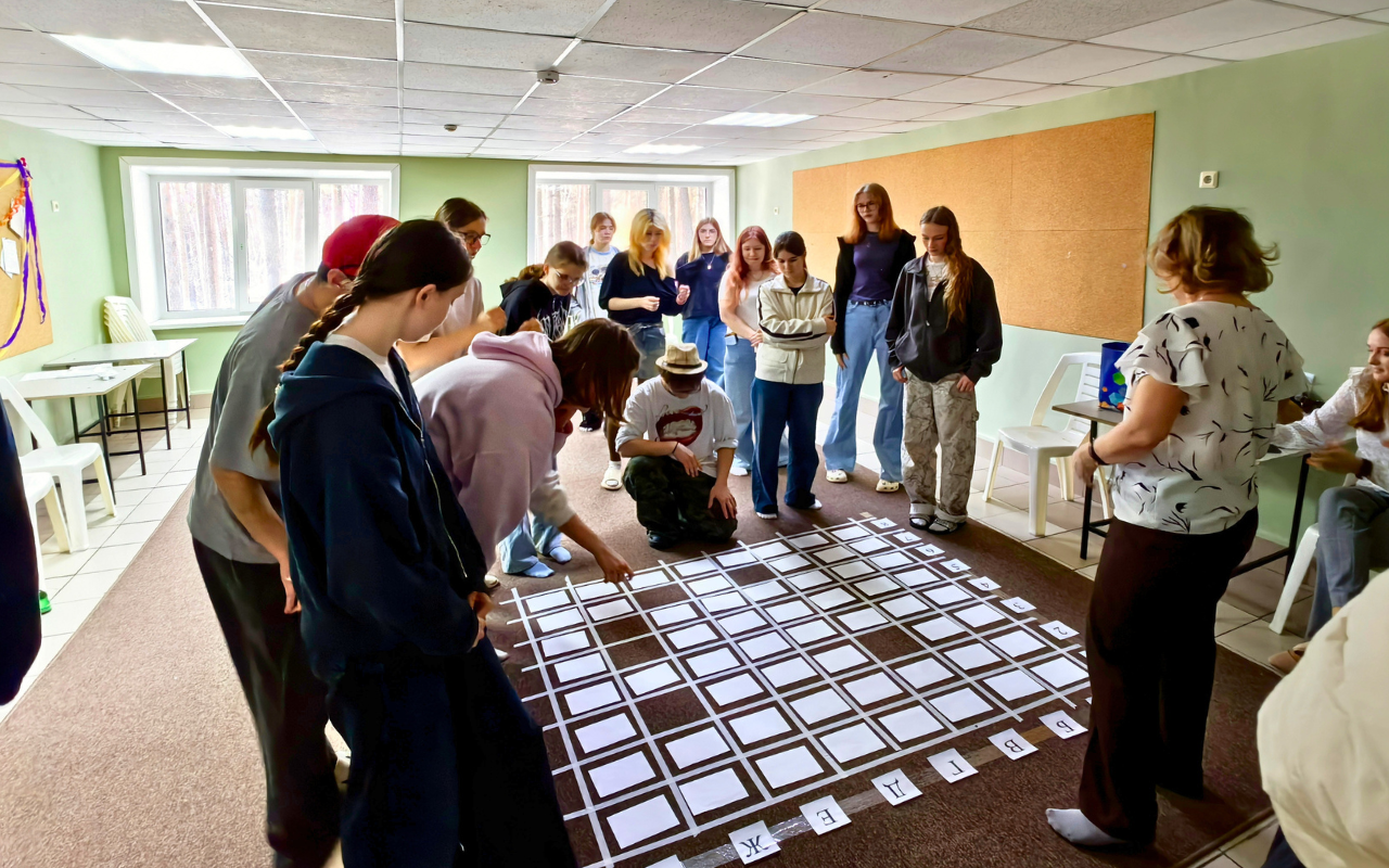 ФОТО к новости: День НГПУ на смене «Педагогические горизонты»: школьники погрузились в профессию педагога