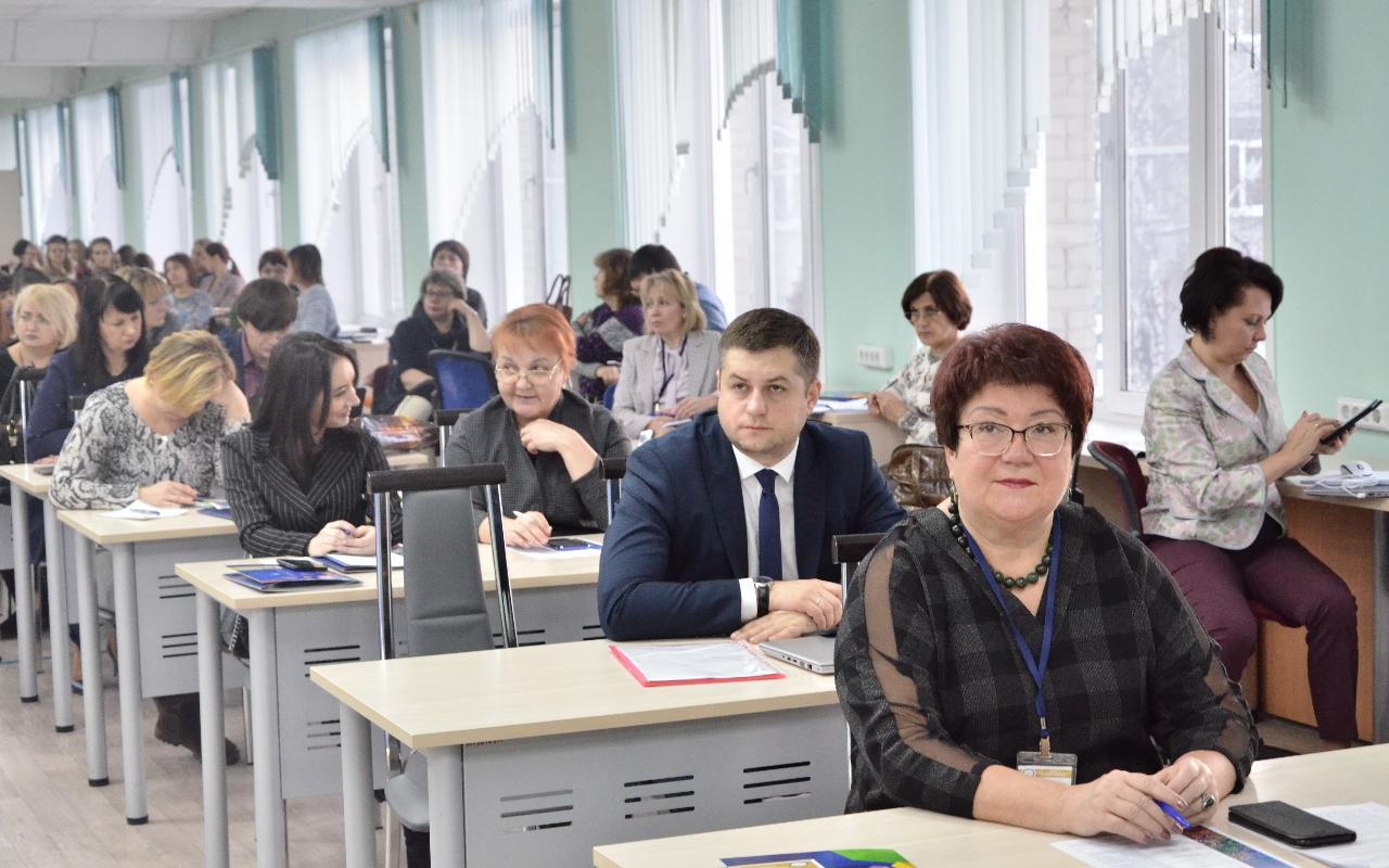 ФОТО к новости: НГПУ улучшил свои позиции в национальном рейтинге вузов