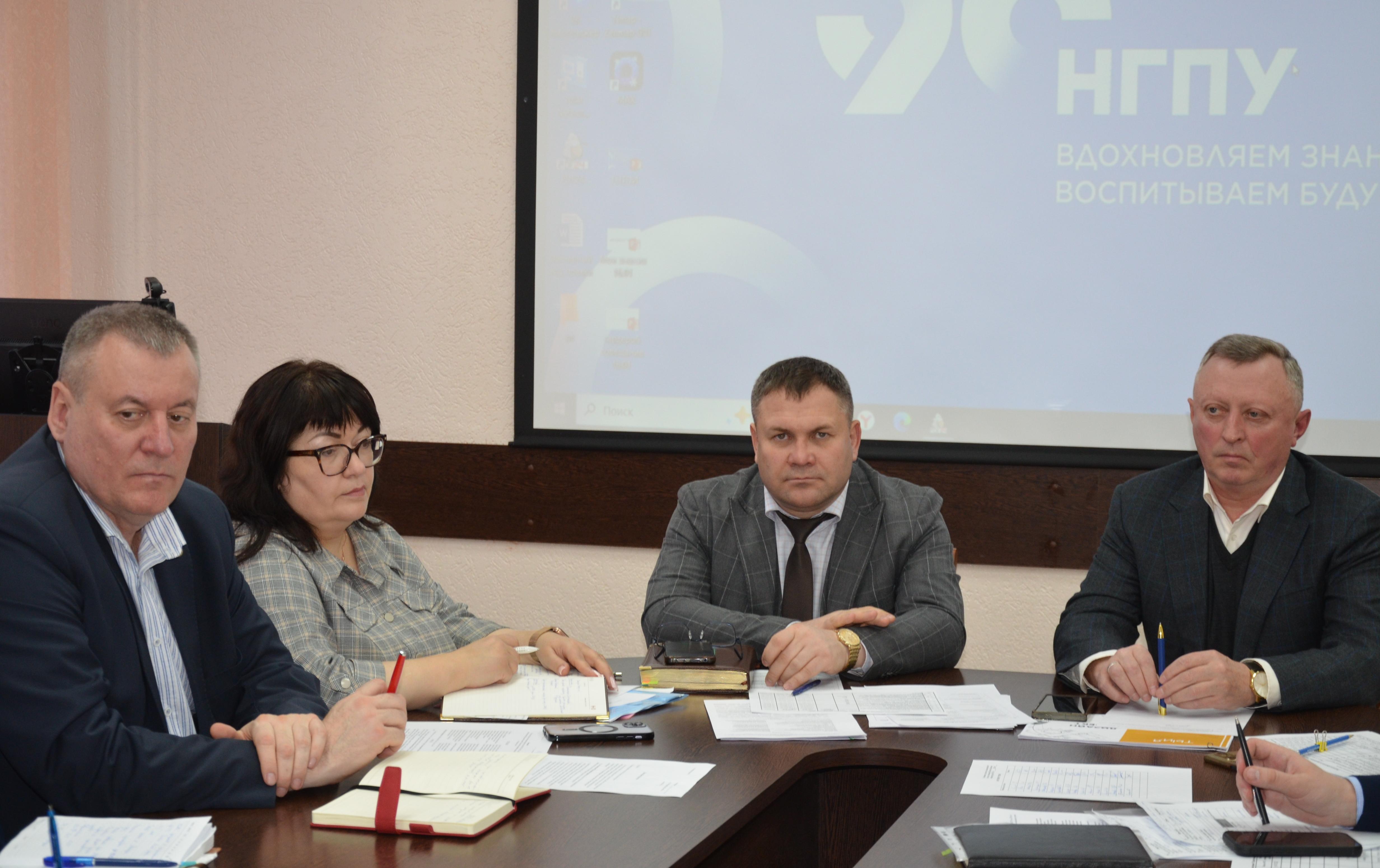 ФОТО к новости: Новый этап обновления инфраструктуры НГПУ стартовал