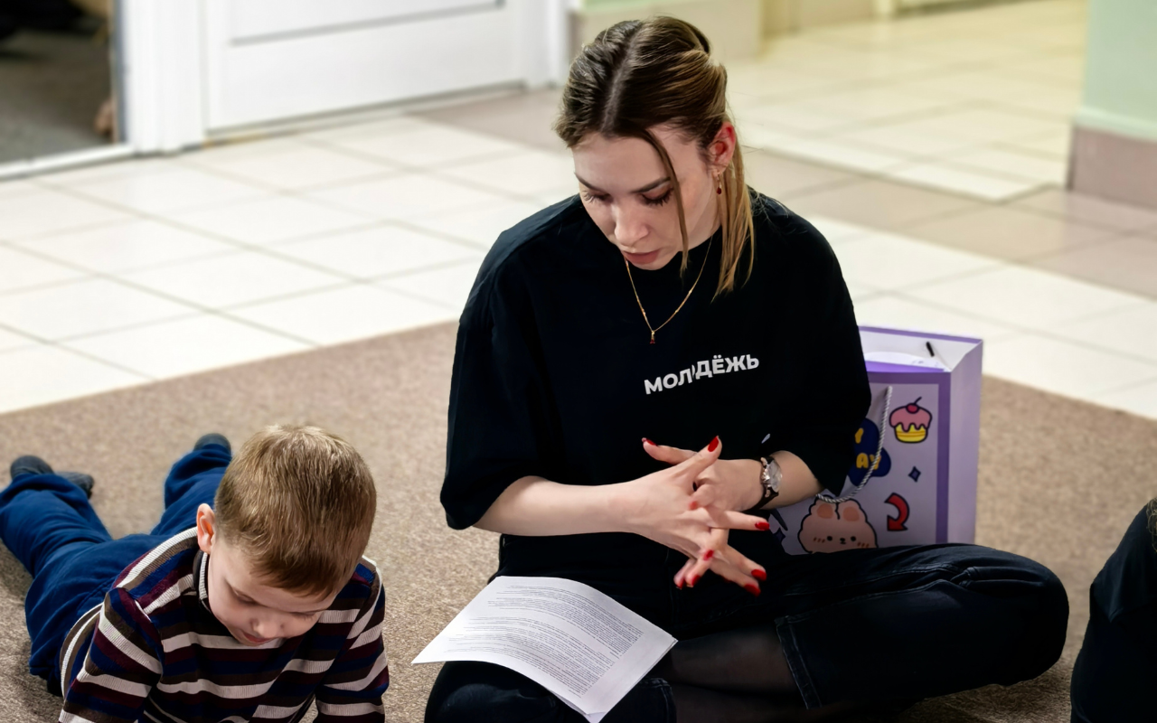 ФОТО к новости: День НГПУ на смене «Педагогические горизонты»: школьники погрузились в профессию педагога