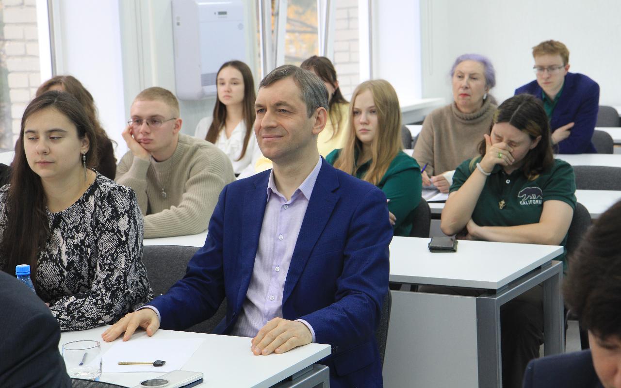 ФОТО к новости: Диалог культур и общие смыслы: в НГПУ обсудили будущее российско-монгольского образования
