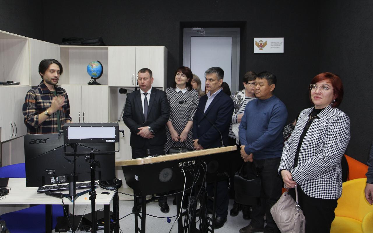 ФОТО к новости: Карасукский район ждёт молодых педагогов!