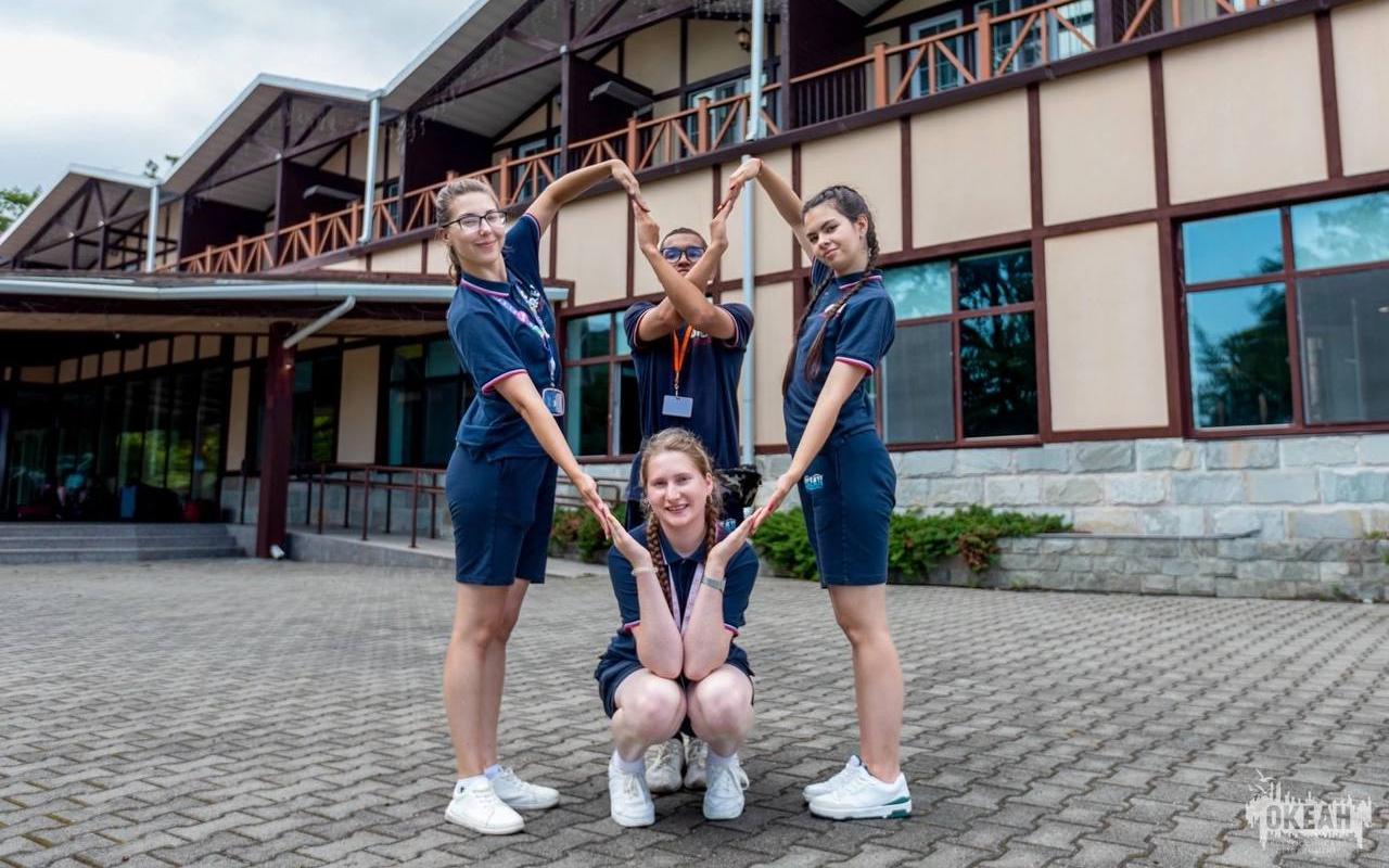 ФОТО к новости: Студентка НГПУ стала призером конкурса «Лучший вожатый ВДЦ «Океан» – 2024