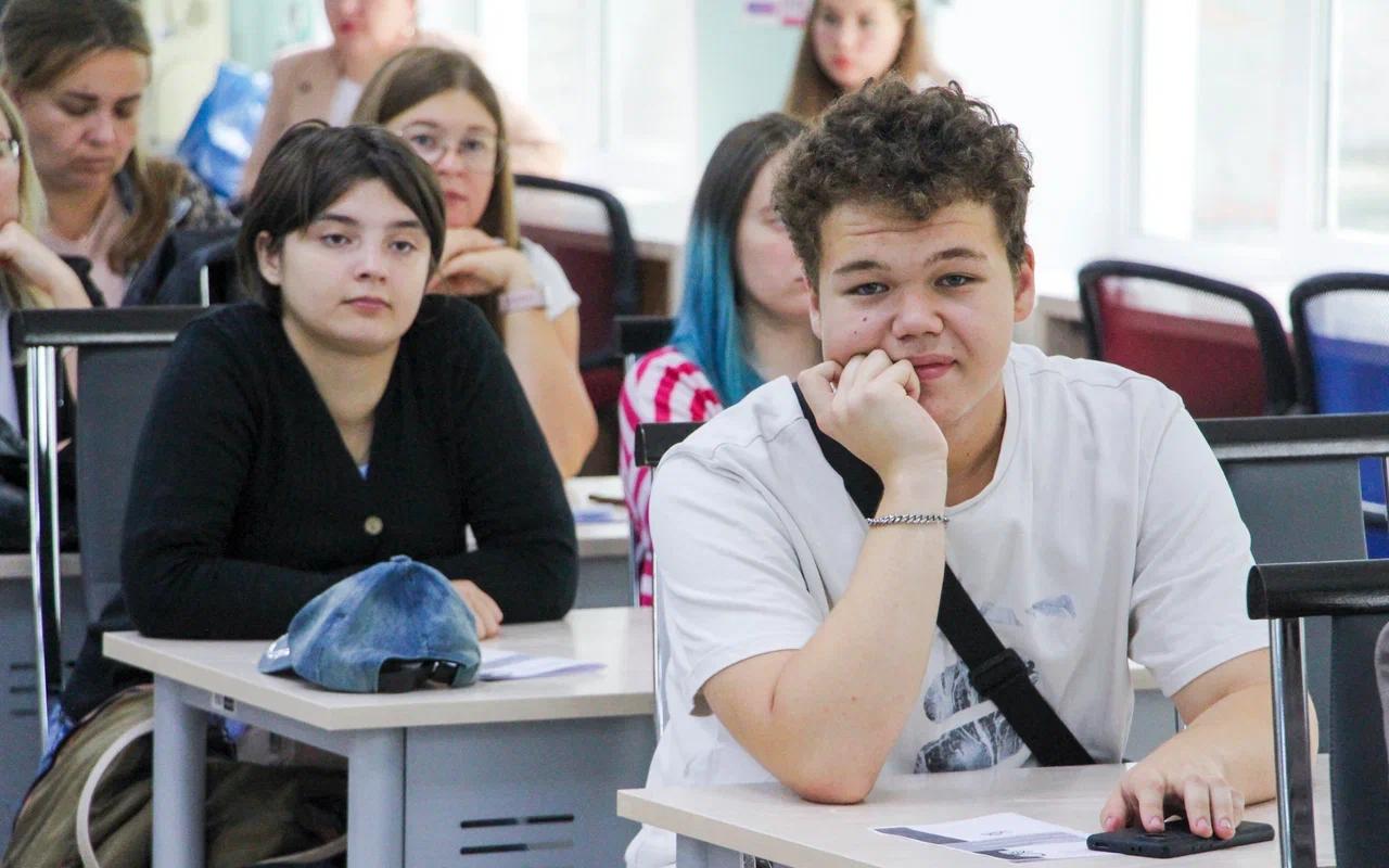 ФОТО к новости: Семья как ресурс: в НГПУ обсудили влияние проекта «Орлята России» на социальную активность родителей