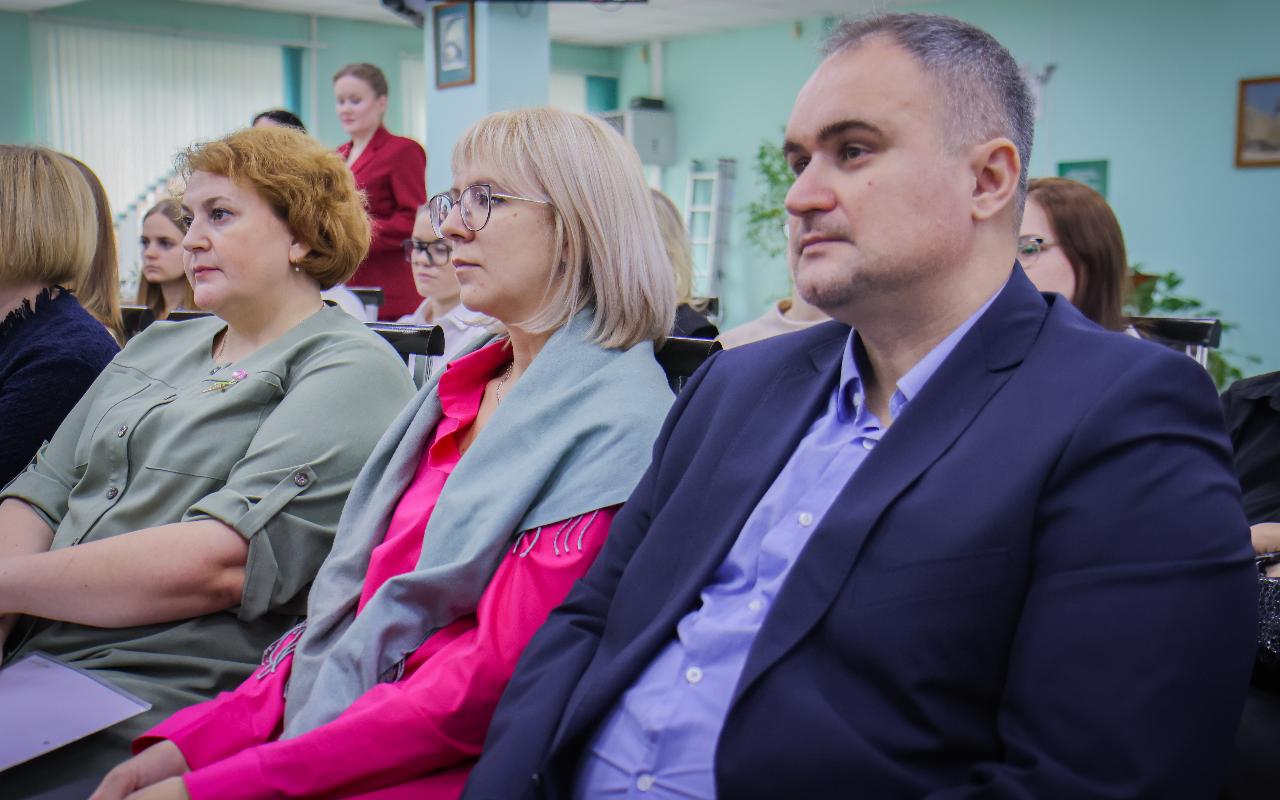 ФОТО к новости: Дневник ПедСибири: диалог системы образования и общества начался