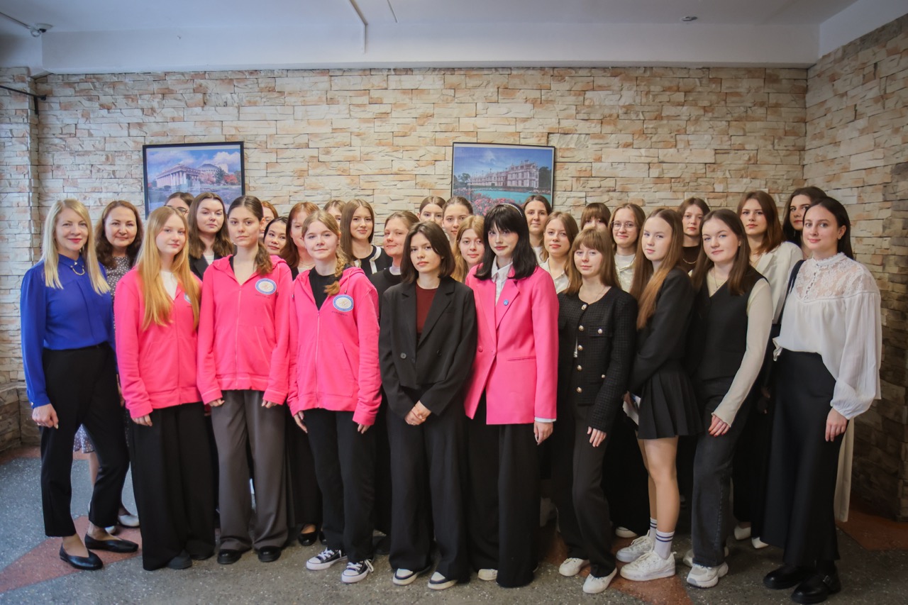 ФОТО к новости: В НГПУ наставничество помогает будущим учителям увереннее входить в профессию