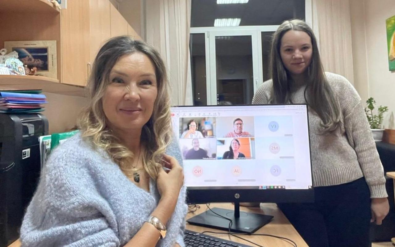 ФОТО к новости: О системном мышлении – по-испански: представители ИД НГПУ стали участниками научного конгресса, организованного чилийским вузом