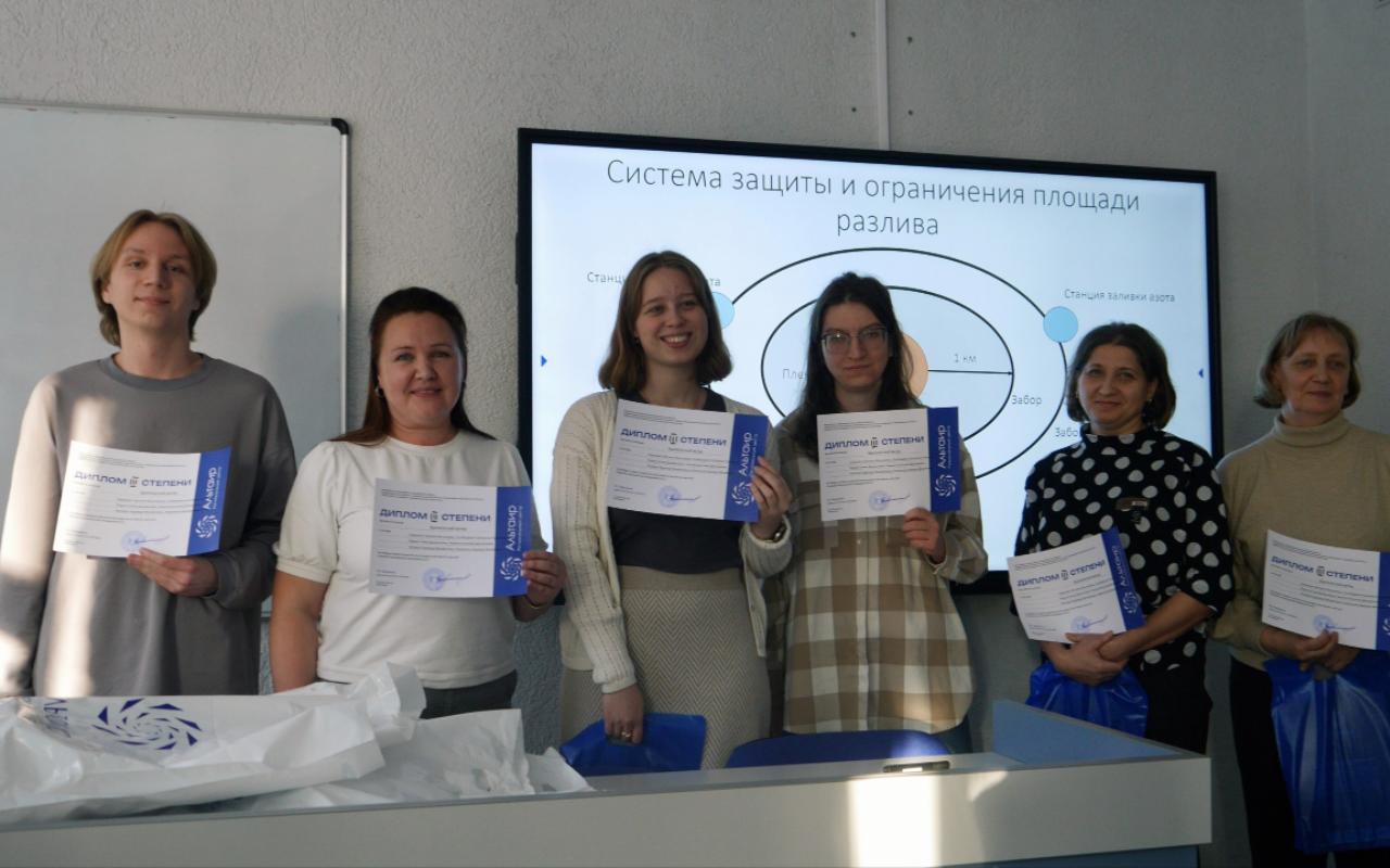 ФОТО к новости: Дневник ПедСибири. Как современные студенты решают мировые проблемы: в НГПУ прошёл финал Педагогической олимпиады