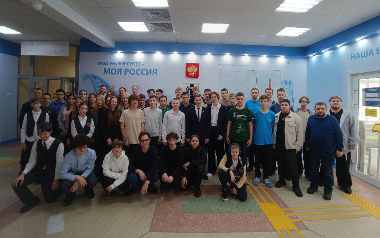 ФОТО к новости: В НГПУ прошёл региональный этап Всероссийской инженерной олимпиады школьников по 3D-технологиям