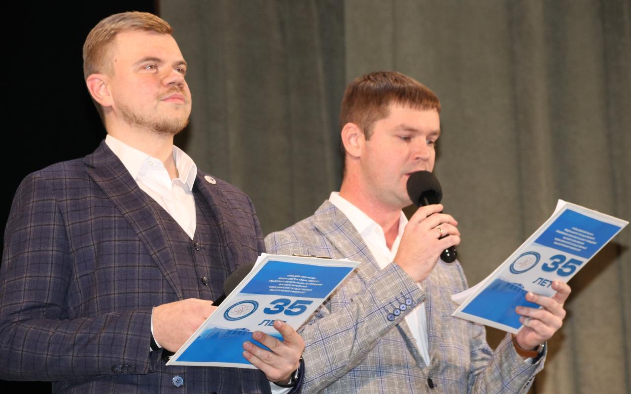 ФОТО к новости: Куйбышевский филиал НГПУ отметил 35-летие: тёплый вечер, родные лица и большая история